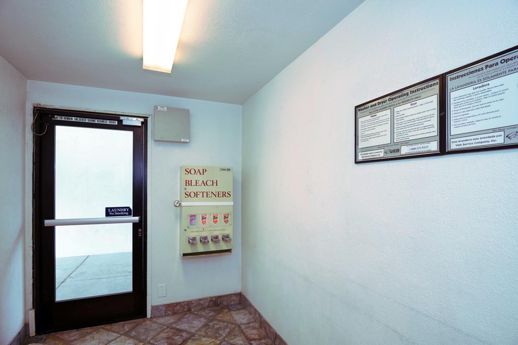 Motel 6-Reno, Nv - West Exteriör bild