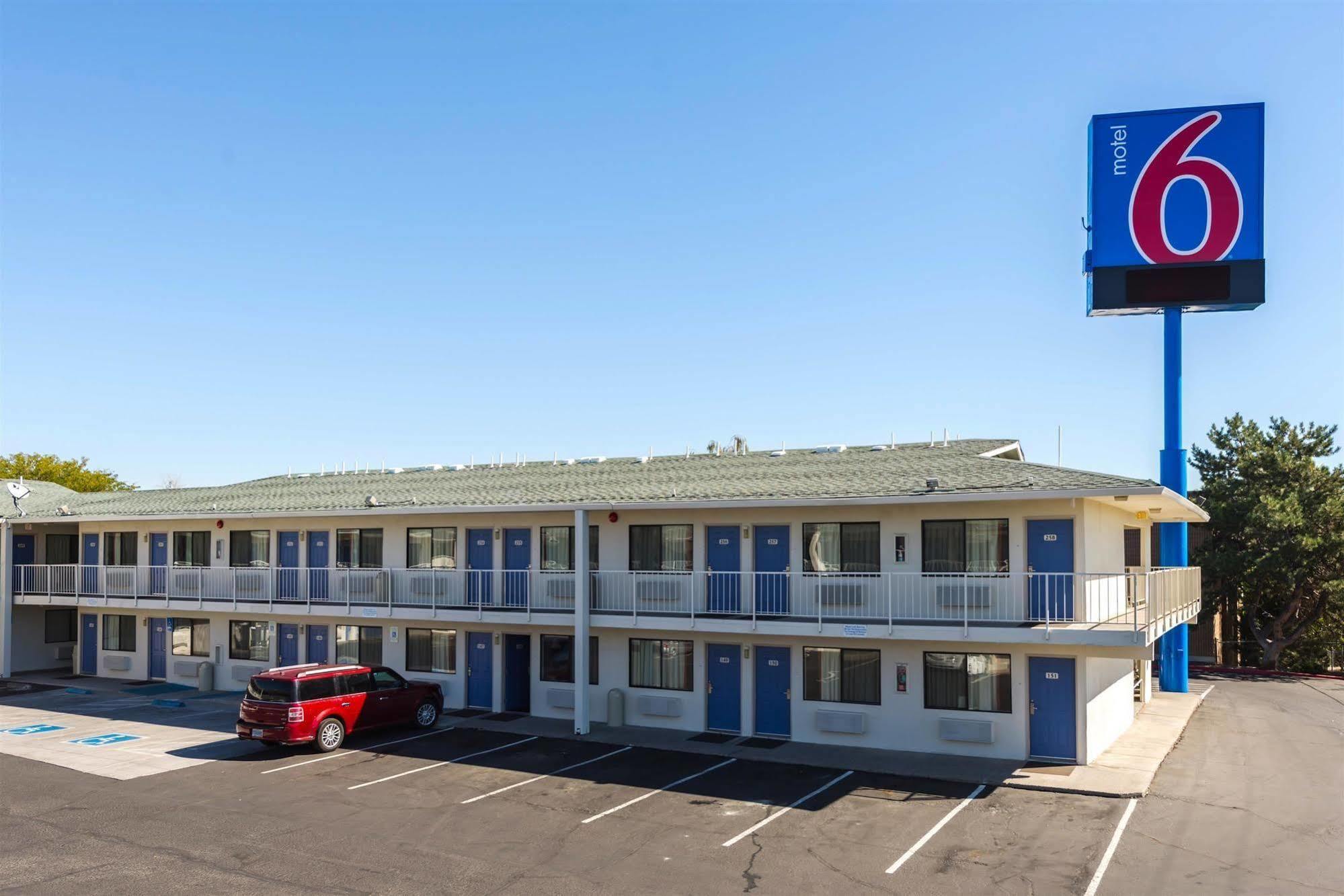 Motel 6-Reno, Nv - West Exteriör bild
