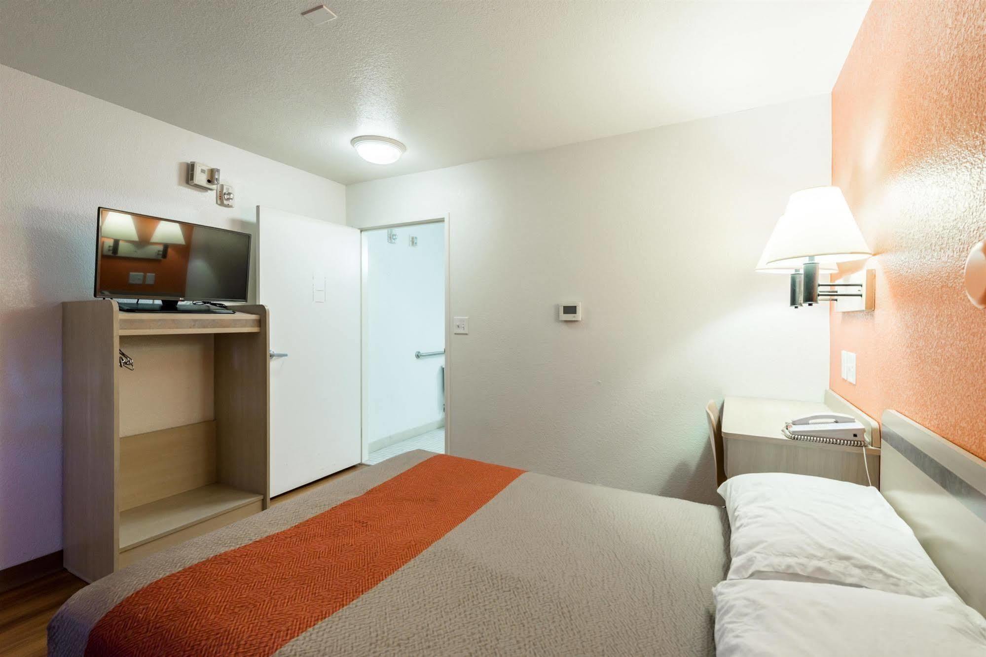 Motel 6-Reno, Nv - West Exteriör bild